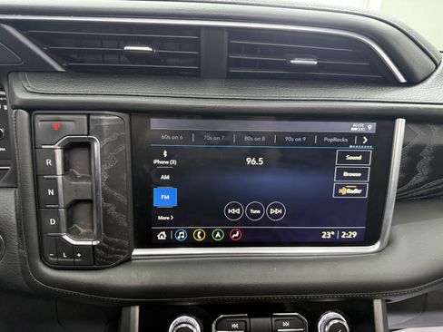 Used 2021 GMC Yukon Denali w/ Denali Ultimate Package image 18