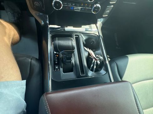 Used 2023 Ford F150 Lariat AWD/4WD image 33