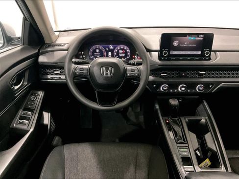 Used 2023 Honda Accord EX image 17