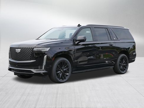Certified 2023 Cadillac Escalade ESV Premium Luxury w/ Performance Package AWD/4WD image 2