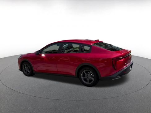 Used 2025 Kia K4 FWD image 8