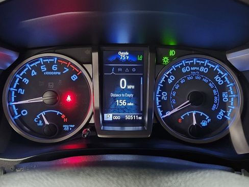 Used 2022 Toyota Tacoma SR5 image 33