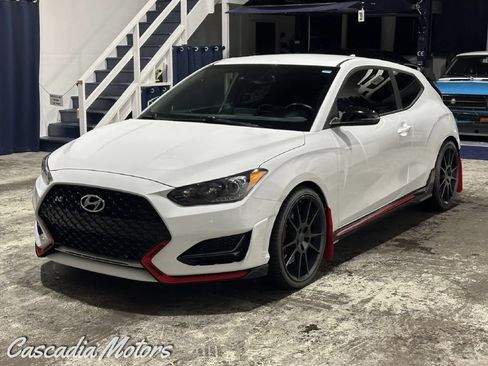 Used 2022 Hyundai Veloster N FWD image 3