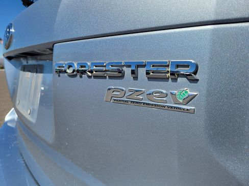 Used 2017 Subaru Forester 2.5i w/ Alloy Wheel Package image 21