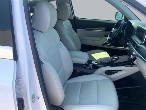 Used 2022 Kia Telluride S FWD image 9