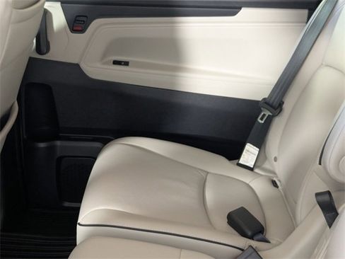 Used 2025 Honda Odyssey Touring image 31