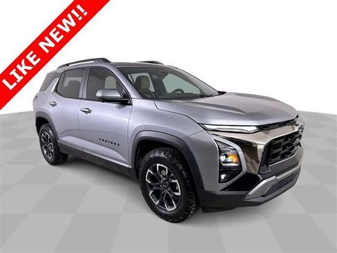 Used 2025 Chevrolet Equinox ACTIV w/ Safety and Technology Package image 2