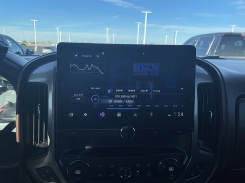 Used 2014 Chevrolet Silverado 1500 High Country image 12