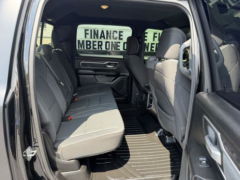 Used 2022 RAM 1500 Big Horn AWD/4WD image 27