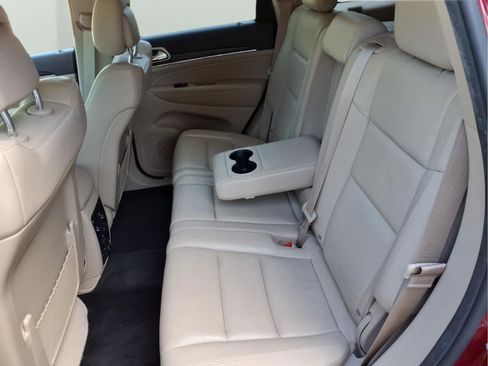Used 2014 Jeep Grand Cherokee Limited w/ Luxury Group II AWD/4WD image 28