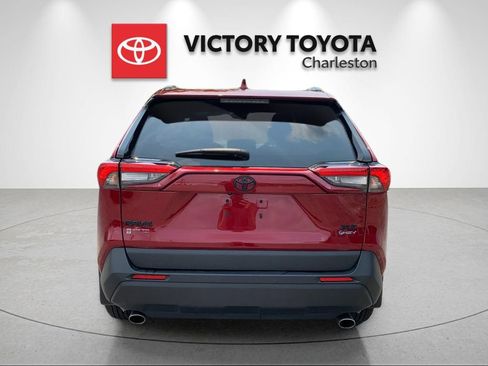 Used 2025 Toyota RAV4 XLE AWD/4WD image 4