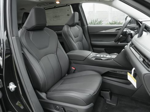 Certified 2026 INFINITI QX60 Luxe w/ Cargo Package FWD image 37