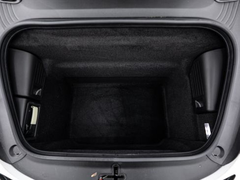 Certified 2024 Porsche 718 Cayman GT4 RS image 32