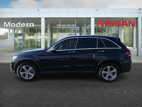 Used 2022 Mercedes-Benz GLC 300 image 6