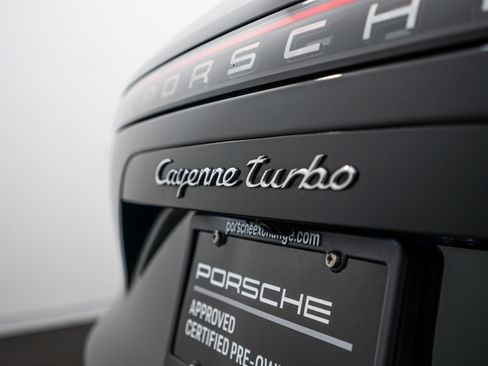 Certified 2023 Porsche Cayenne Turbo AWD/4WD image 27