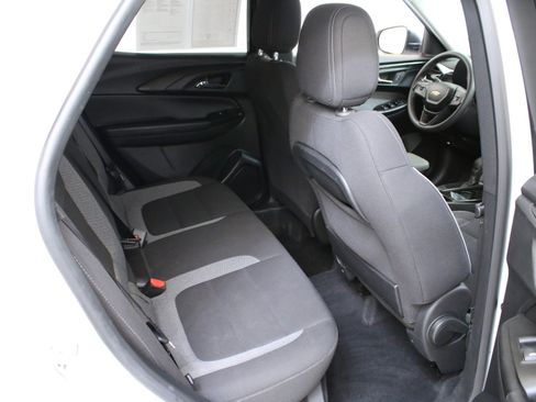 Used 2024 Chevrolet TrailBlazer LS w/ LS Convenience Package image 28