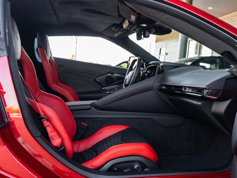 Used 2025 Chevrolet Corvette Z06 image 42