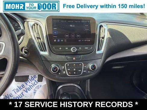 Used 2019 Chevrolet Malibu LT FWD image 22