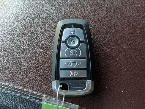 Used 2021 Ford F150 Lariat w/ Equipment Group 502A High image 30