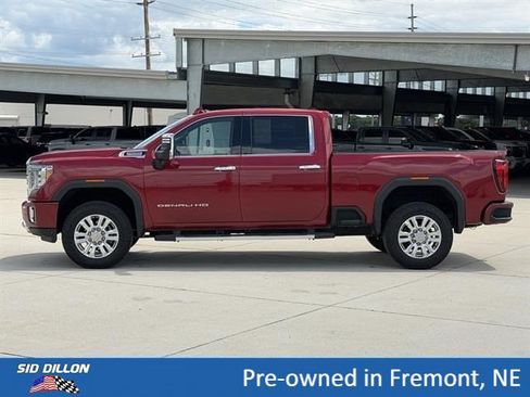 Used 2020 GMC Sierra 2500 Denali w/ Denali Ultimate Package AWD/4WD image 8