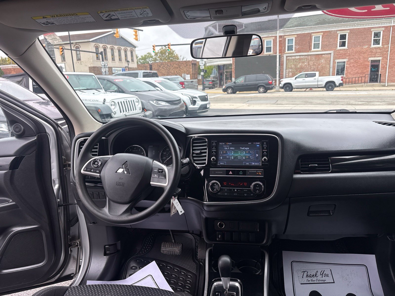 Used 2019 Mitsubishi Outlander AWD image 15