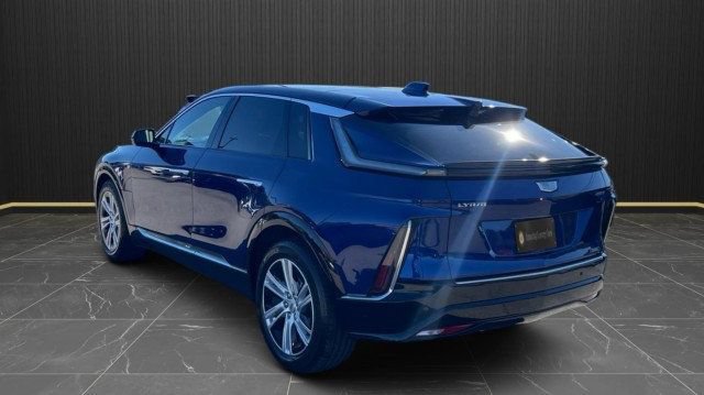 Used 2024 Cadillac Lyriq Tech RWD image 5
