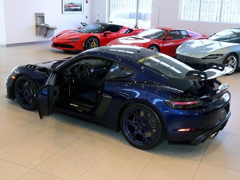 Used 2024 Porsche 718 Cayman GT4 RS image 32