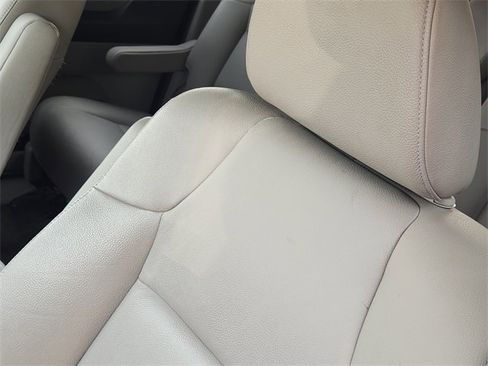 Used 2017 Honda Odyssey EX-L image 25