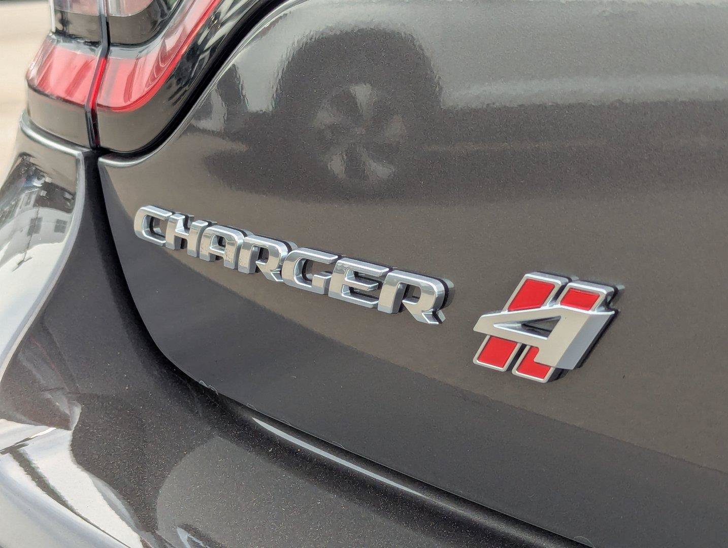 Used 2023 Dodge Charger SXT AWD/4WD image 32