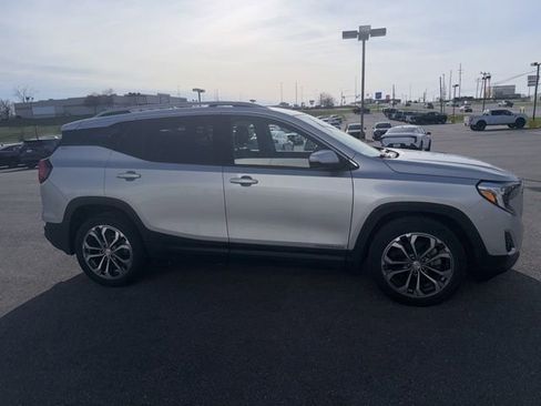 Used 2019 GMC Terrain SLT w/ Preferred Package image 7