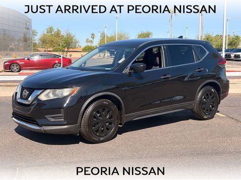 Used 2018 Nissan Rogue S FWD image 1