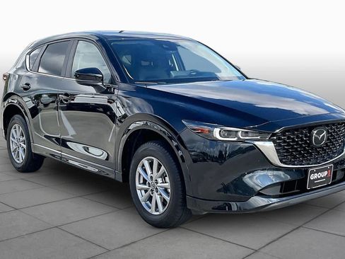 Used 2025 MAZDA CX-5 AWD 2.5 S w/ Preferred Package image 3