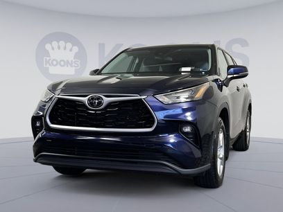 Used 2024 Toyota Highlander LE