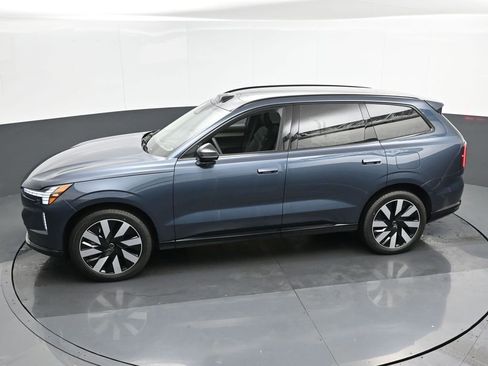 New 2025 Volvo EX90 Ultra AWD/4WD image 29