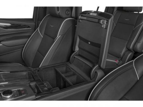 Used 2024 Cadillac Escalade ESV Sport Platinum w/ LPO, ONYX Package image 17