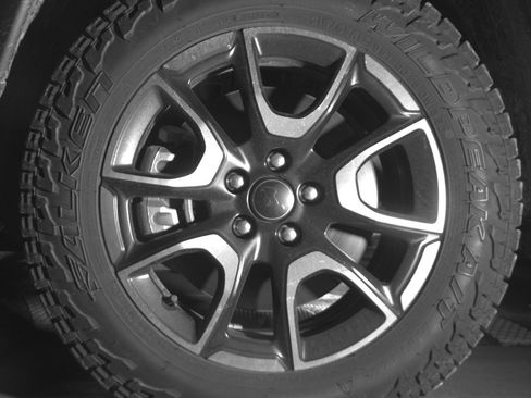 Used 2025 Jeep Compass Trailhawk AWD/4WD image 12