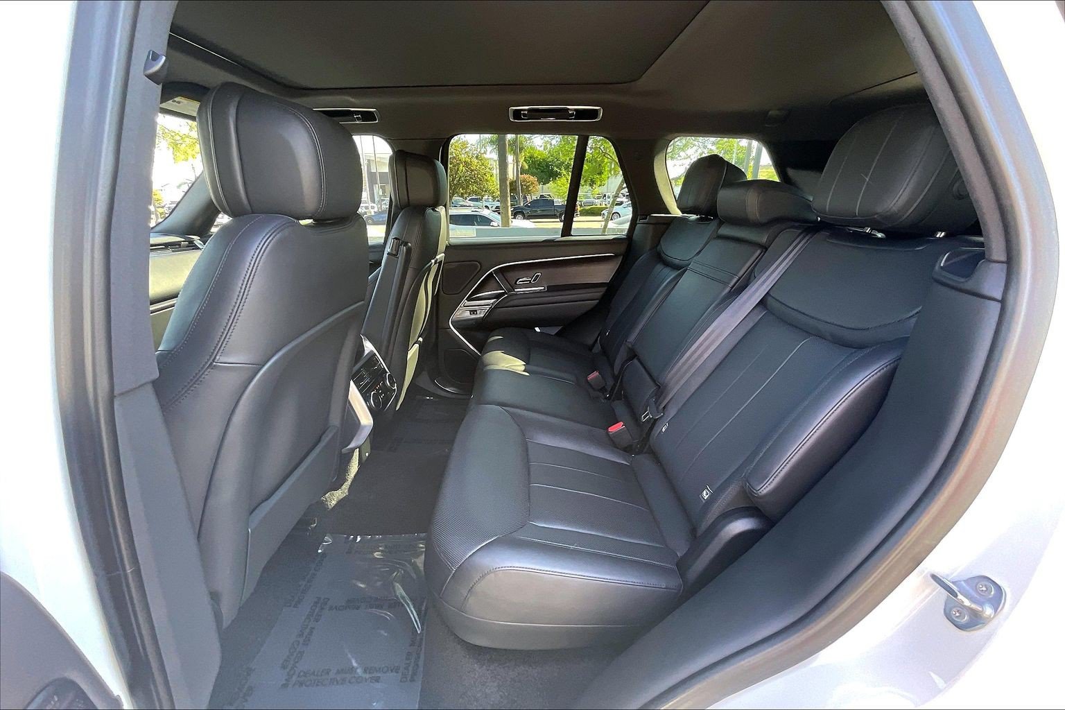 Used 2023 Land Rover Range Rover SE AWD/4WD image 20