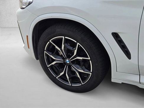 Used 2025 BMW X4 xDrive30i image 25