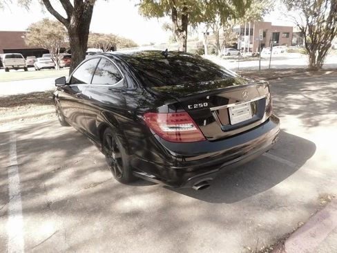 Used 2015 Mercedes-Benz C 250 C 250 Coupe 2D image 4
