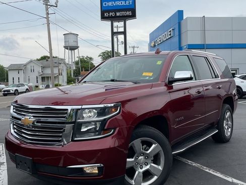 Used 2017 Chevrolet Tahoe Premier AWD/4WD image 2
