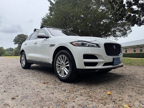 Used 2017 Jaguar F-PACE Prestige AWD/4WD image 5