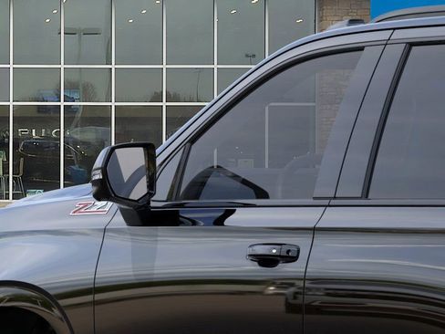 New 2026 Chevrolet Tahoe Z71 image 12