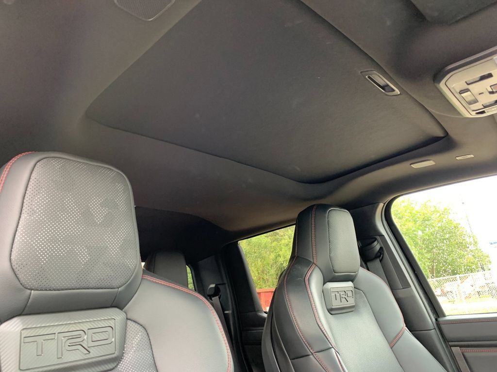 Used 2025 Toyota Tacoma TRD Pro AWD/4WD image 18