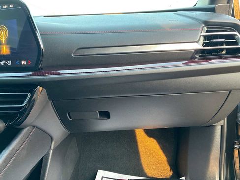 Certified 2024 Chevrolet Traverse RS w/ LPO, Floor Liner Package image 30