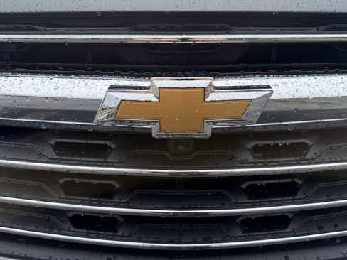 New 2026 Chevrolet Traverse LT w/ Driver Confidence Package image 24