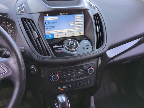 Used 2018 Ford Escape Titanium image 26