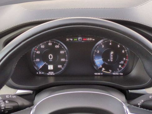 Used 2021 Volvo XC60 T5 Inscription image 35