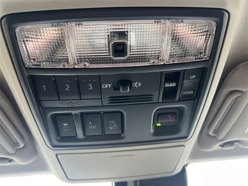 Used 2023 Toyota 4Runner Limited image 29