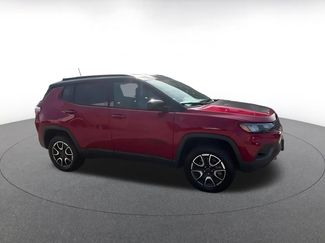 Used 2025 Jeep Compass Trailhawk AWD/4WD video 2