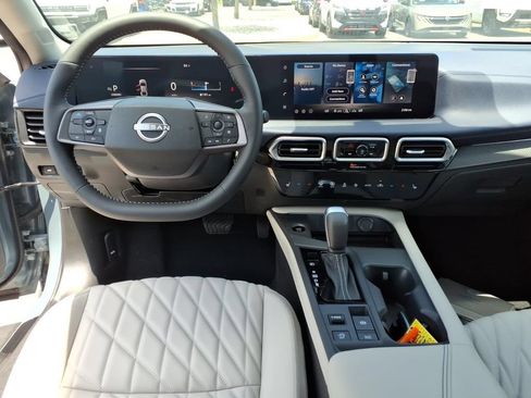 New 2026 Nissan Sentra SL w/ Floor Mat Package FWD image 32